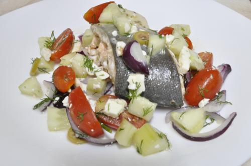 Jak uvařit losos po aténsku? Snadné recept, připravený za 30 - 45 minut